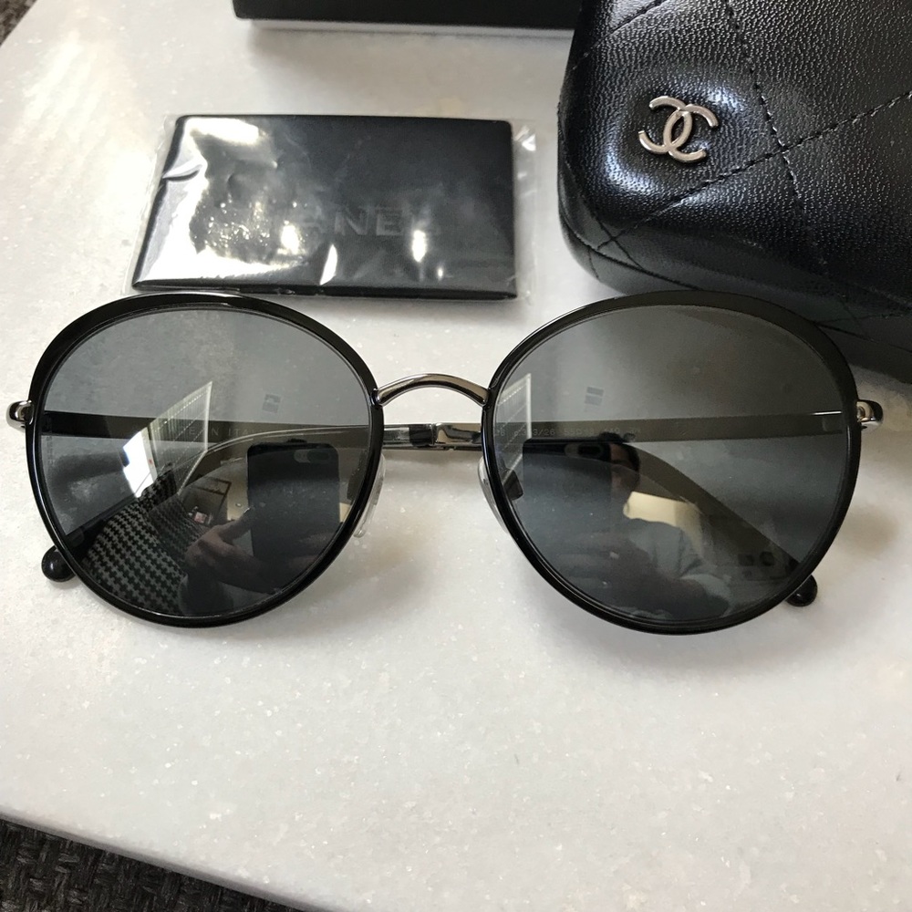 CHANEL Round Sunglasses